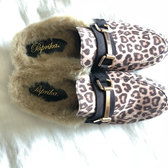 Paprika Shoes - Paprika cheetah print fur backless fur mule shoes